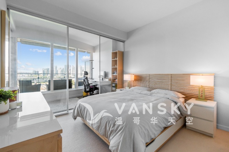 250803103034_14 - Master Bedroom.jpg